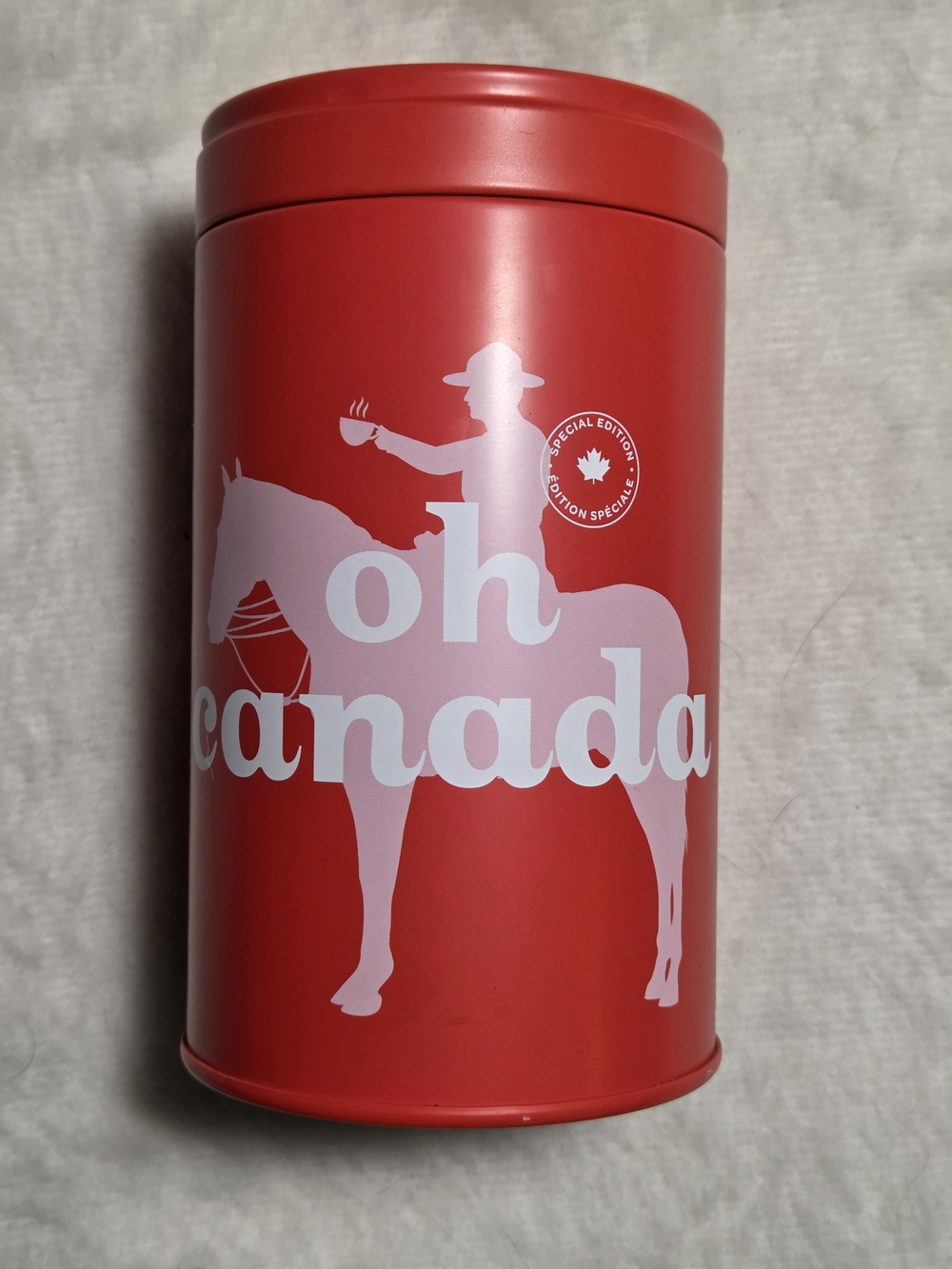 DAVIDsTEA Oh Canada Rooibos Tea with Red Decorative Canister SEALED